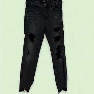 American Eagle Hi Waisted Jegging, Distressed Black Jeans Size 10